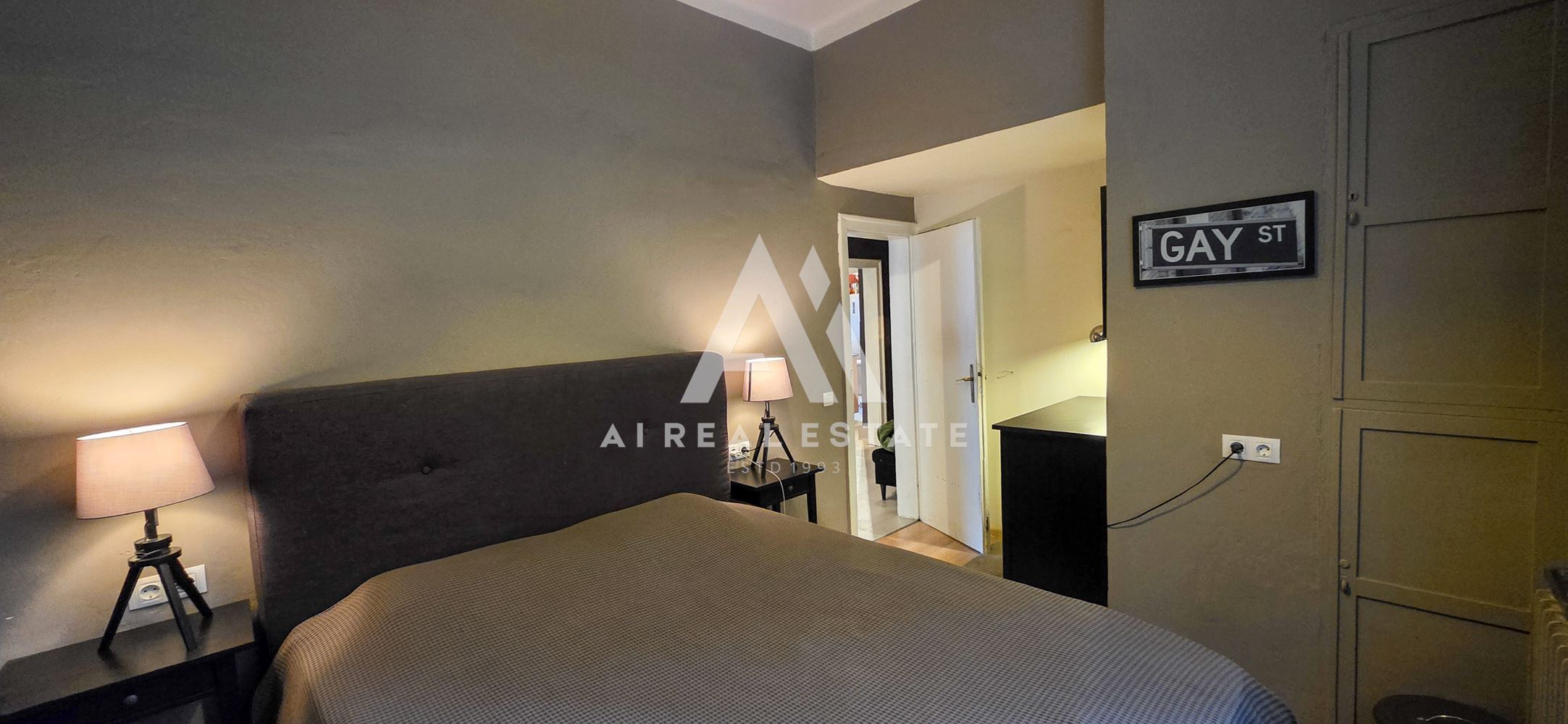 Ул.“Граф Игнатиев“, уб.“Алабин“ и ул.„Христо Белчев“ 1 – имот с три локации и страхотно усещане ! - 0