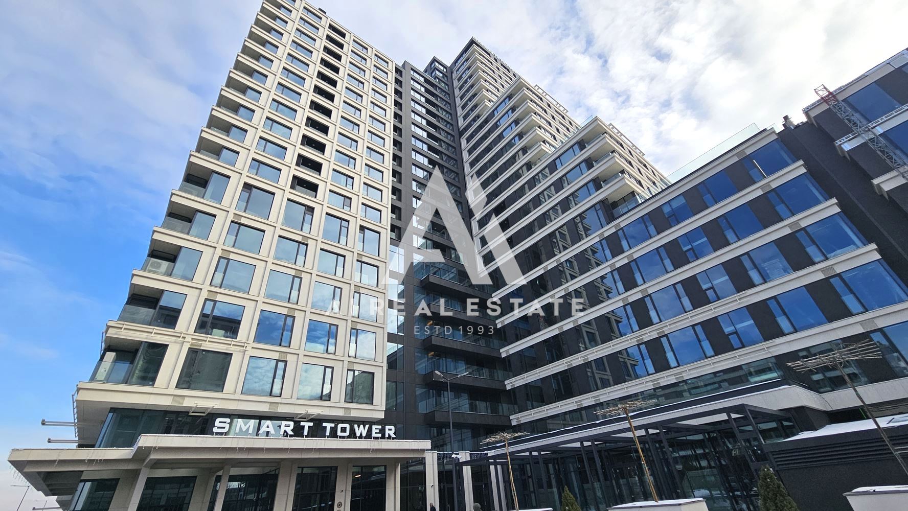 Тристаен апартамент в Smart Tower, София – петзвезден комфорт на 15-ти етаж с гледка към Витоша - 0