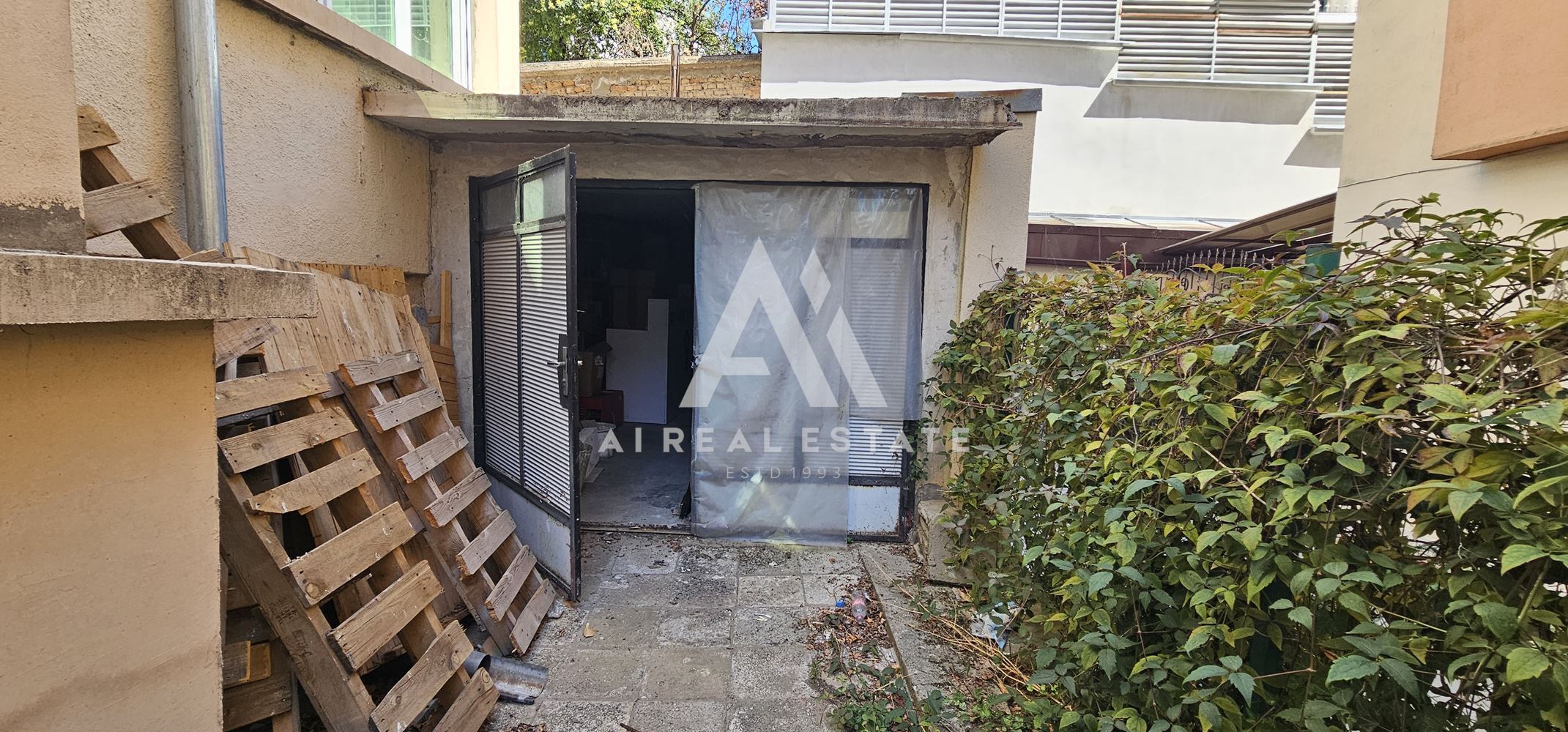 Spacious 3-room apartment in the heart of Pleven-0 Просторен 3-стаен апартамент в сърцето на Плевен - 0