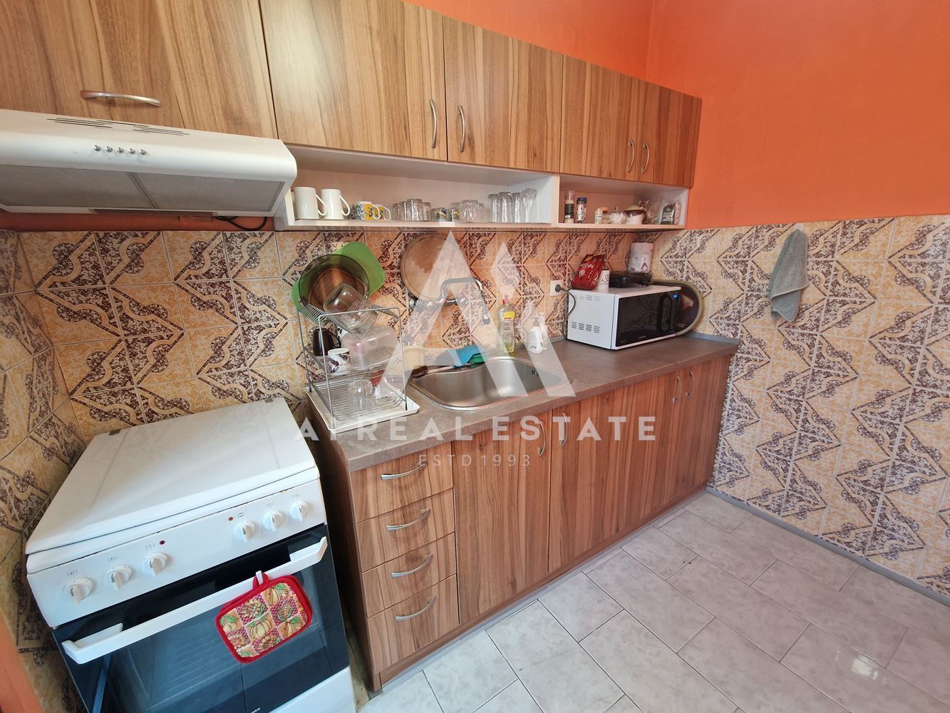 Продава двустаен апартамент - 0