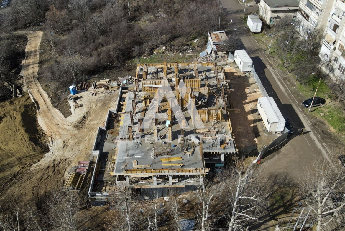 Двустаен в Саут Вю Резиденс - Дружба1 - 0