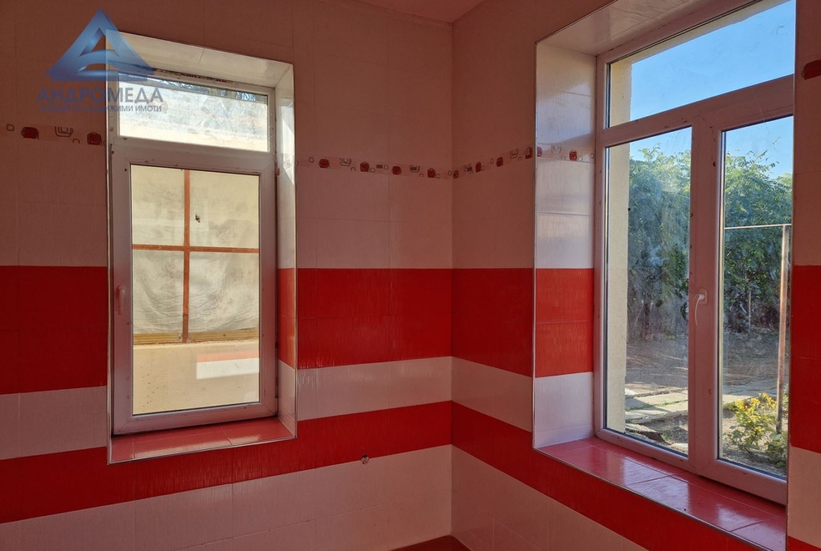 Продава Къща в с. Градина - 0