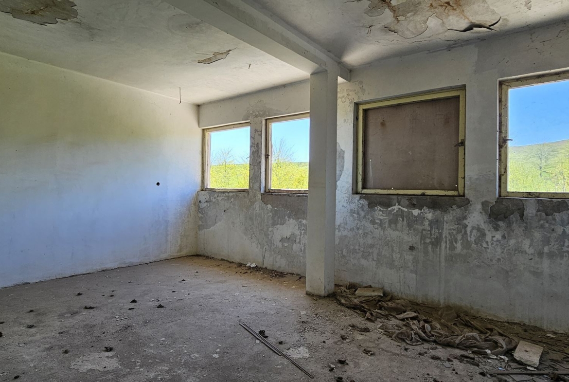 Производствено помещение - складова база, Склад, произв. помещения с.Бръшляница ! - 0