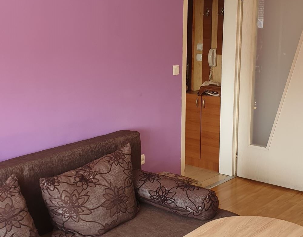 Едностаен ж.к.Дружба 2 - 0