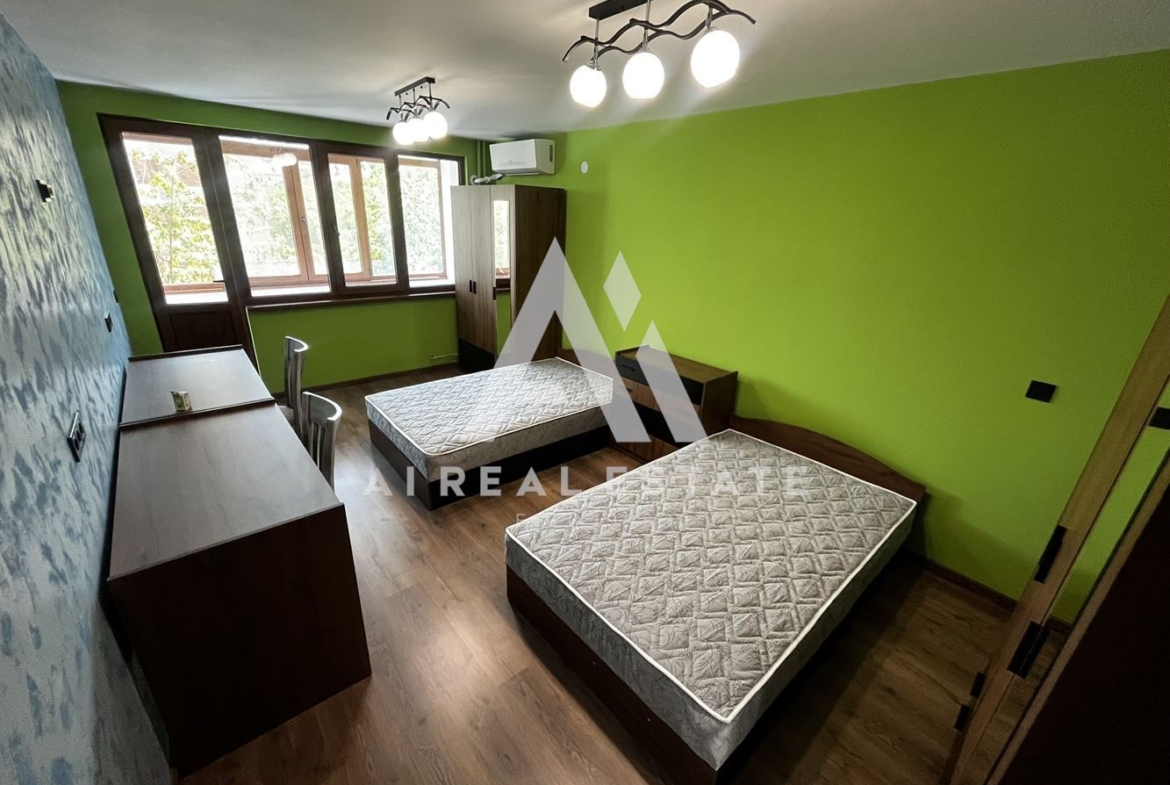 Тристаен апартамент под наем - 0