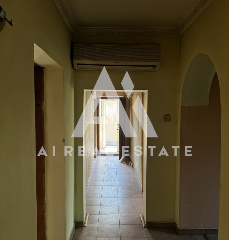 ПЪРВИ ЕТАЖ ОТ КЪЩА С ОТДЕЛЕН ВХОД - 0