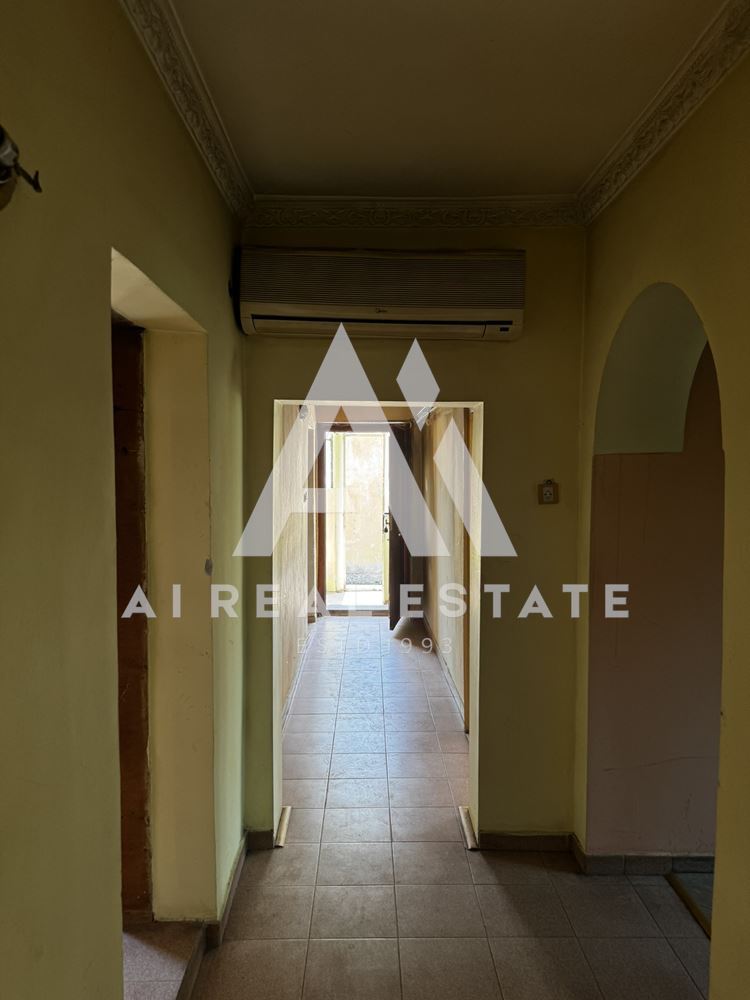 ПЪРВИ ЕТАЖ ОТ КЪЩА С ОТДЕЛЕН ВХОД-0 ПЪРВИ ЕТАЖ ОТ КЪЩА С ОТДЕЛЕН ВХОД - 0