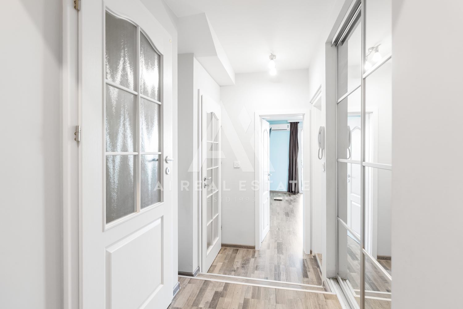 Луксозна къща-близнак - 0