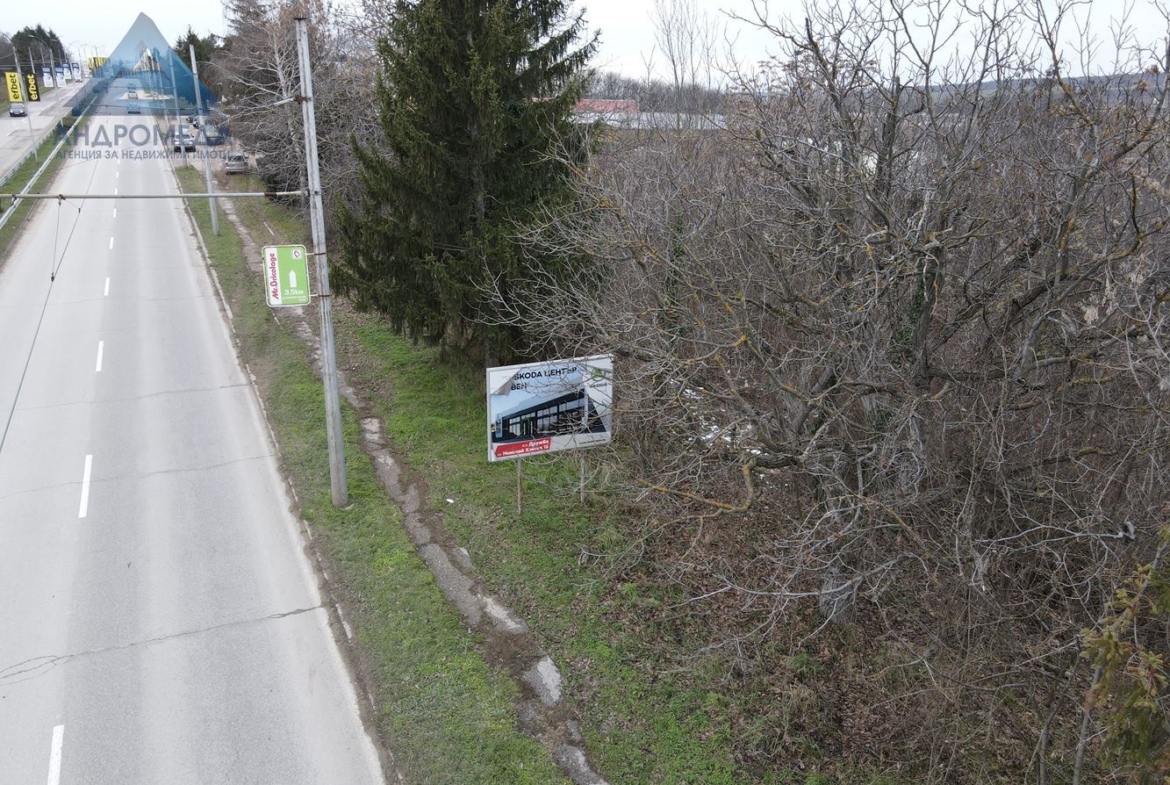 Парцел с ПУП и проект - входна артерия ! - 0