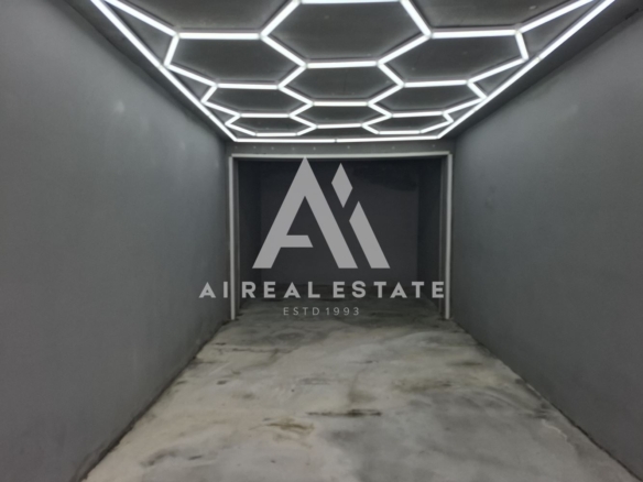 ГАРАЖ В ДРУЖБА 2 – СЛЕД РЕМОНТ, ГОТОВ ЗА ПОЛЗВАНЕ! - 0