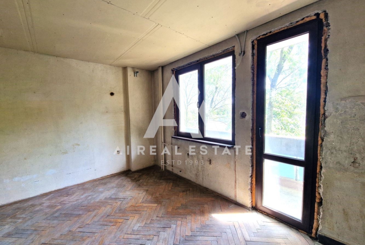 Продава двустаен апартамент - 0