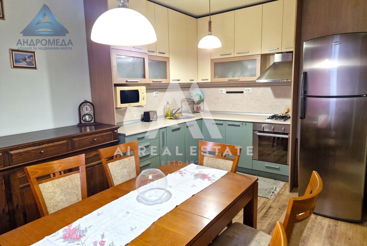 Апартамент двустаен под наем - 0