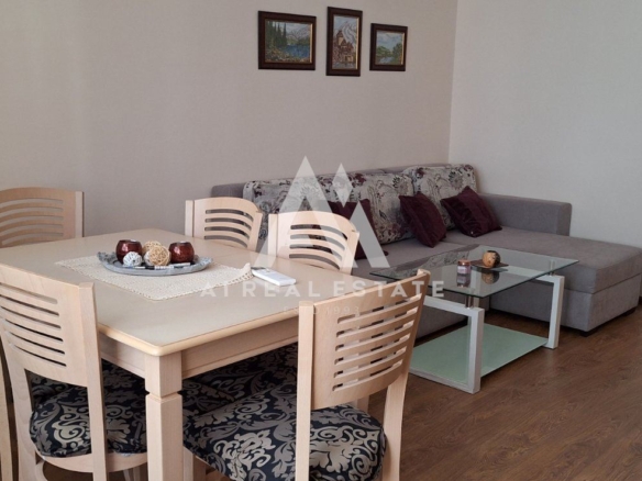 двустаен апартамент - 0