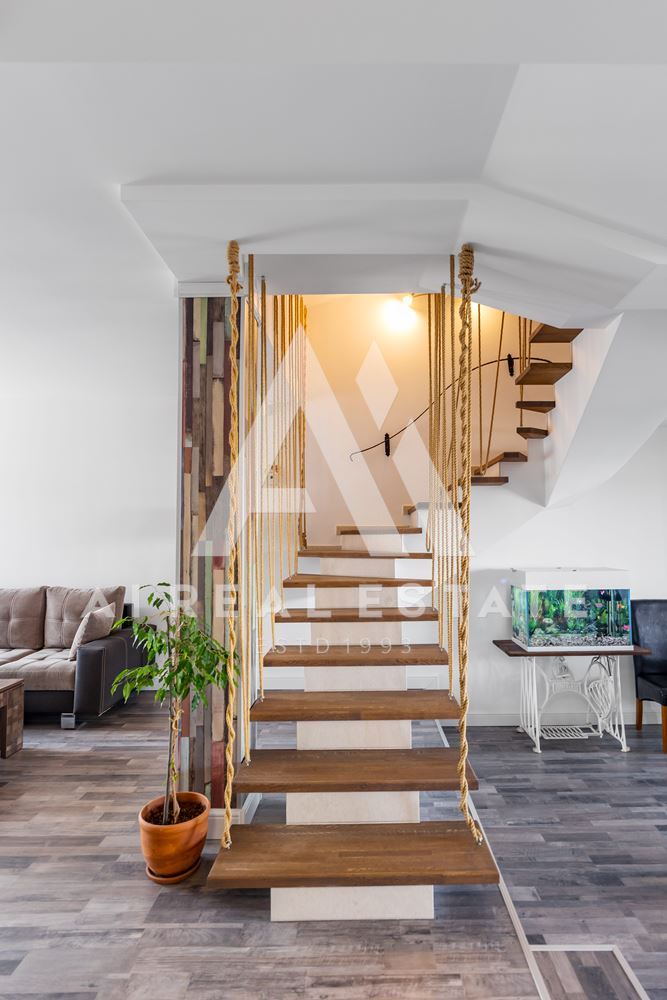 Луксозна къща-близнак - 0