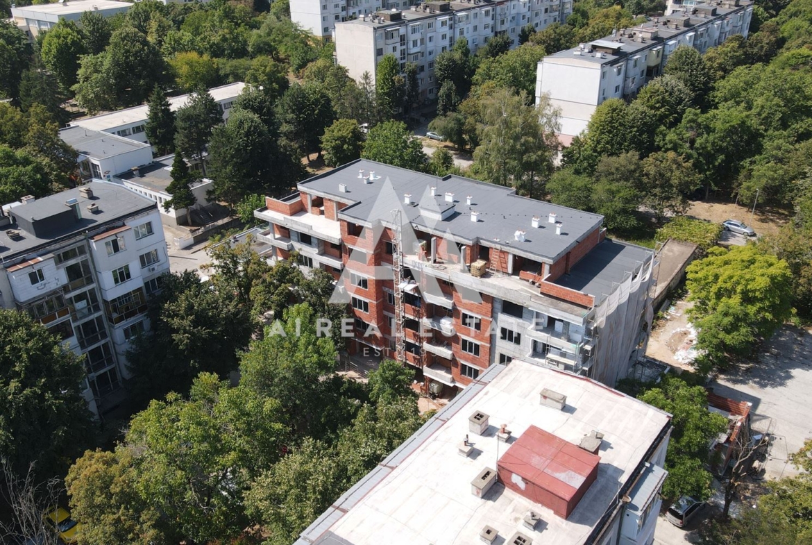 БИЛД - А3 - Сторгозия - 0