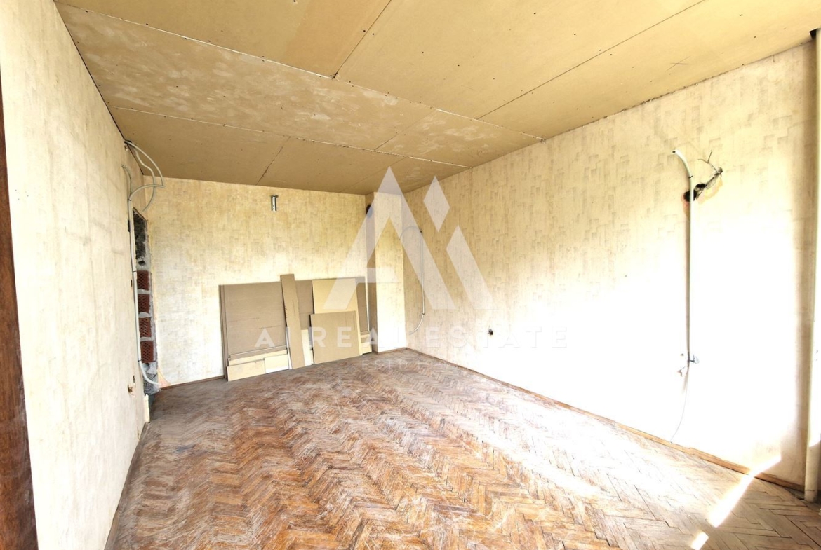 Продава двустаен апартамент - 0