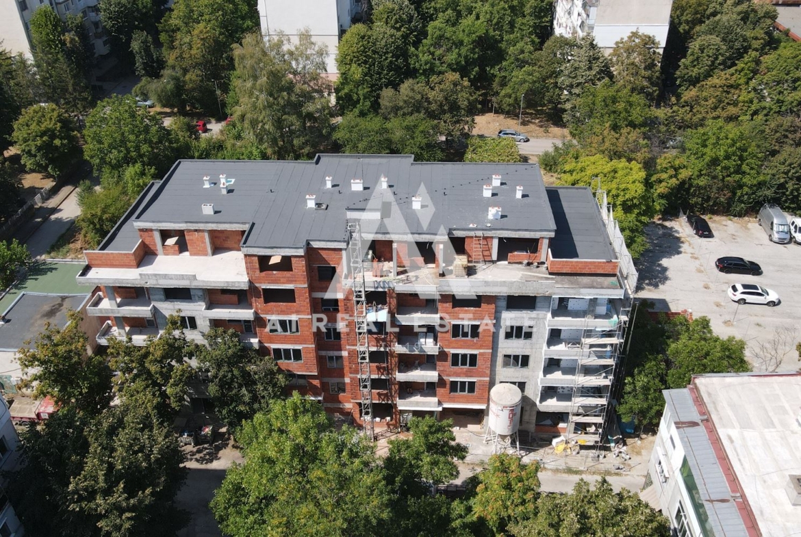 БИЛД - А3 - Сторгозия - 0