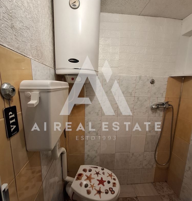 Апартамент под наем в семейна къща! - 0