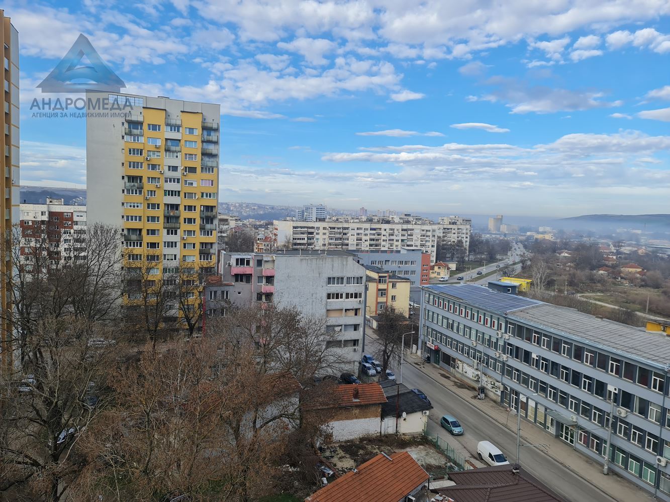 Тристаен Широк център!-0 Тристаен Широк център! - 0