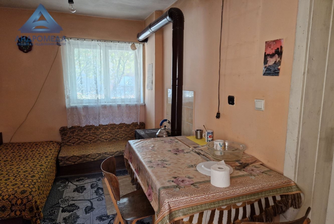 Продава Къща в с. Градина - 0