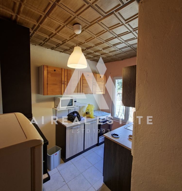 КЪЩА С ДВОР - 0