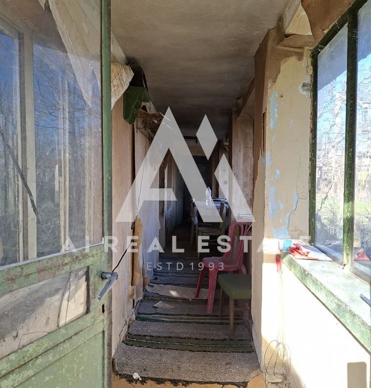 ЕДНОЕТАЖНА КЪЩА - 0