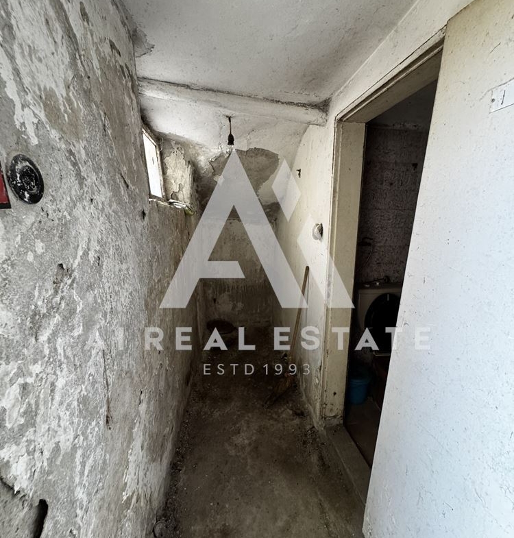 ПЪРВИ ЕТАЖ ОТ КЪЩА С ОТДЕЛЕН ВХОД - 0