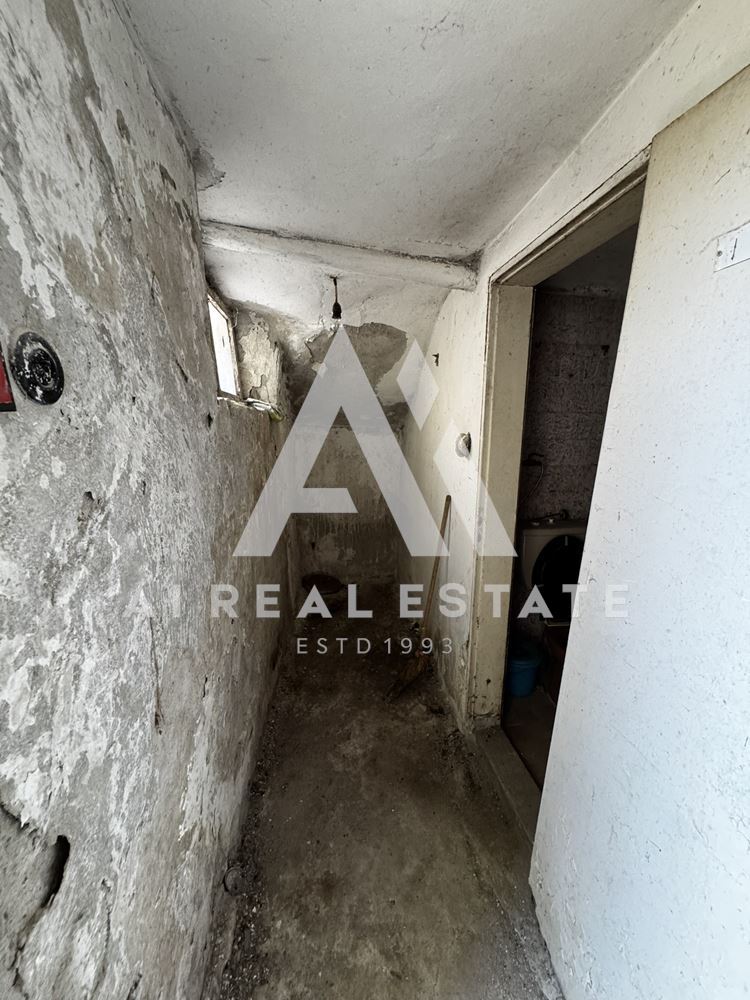 ПЪРВИ ЕТАЖ ОТ КЪЩА С ОТДЕЛЕН ВХОД-0 ПЪРВИ ЕТАЖ ОТ КЪЩА С ОТДЕЛЕН ВХОД - 0