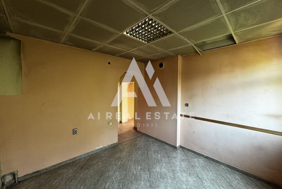 ПЪРВИ ЕТАЖ ОТ КЪЩА С ОТДЕЛЕН ВХОД - 0