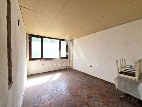 Продава апартамент - 0