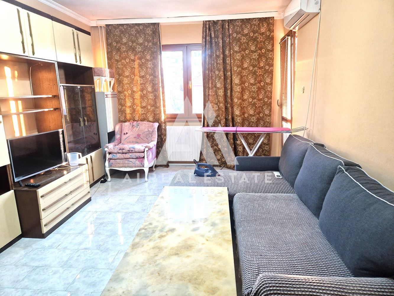 Продава двустаен апартамент - 0