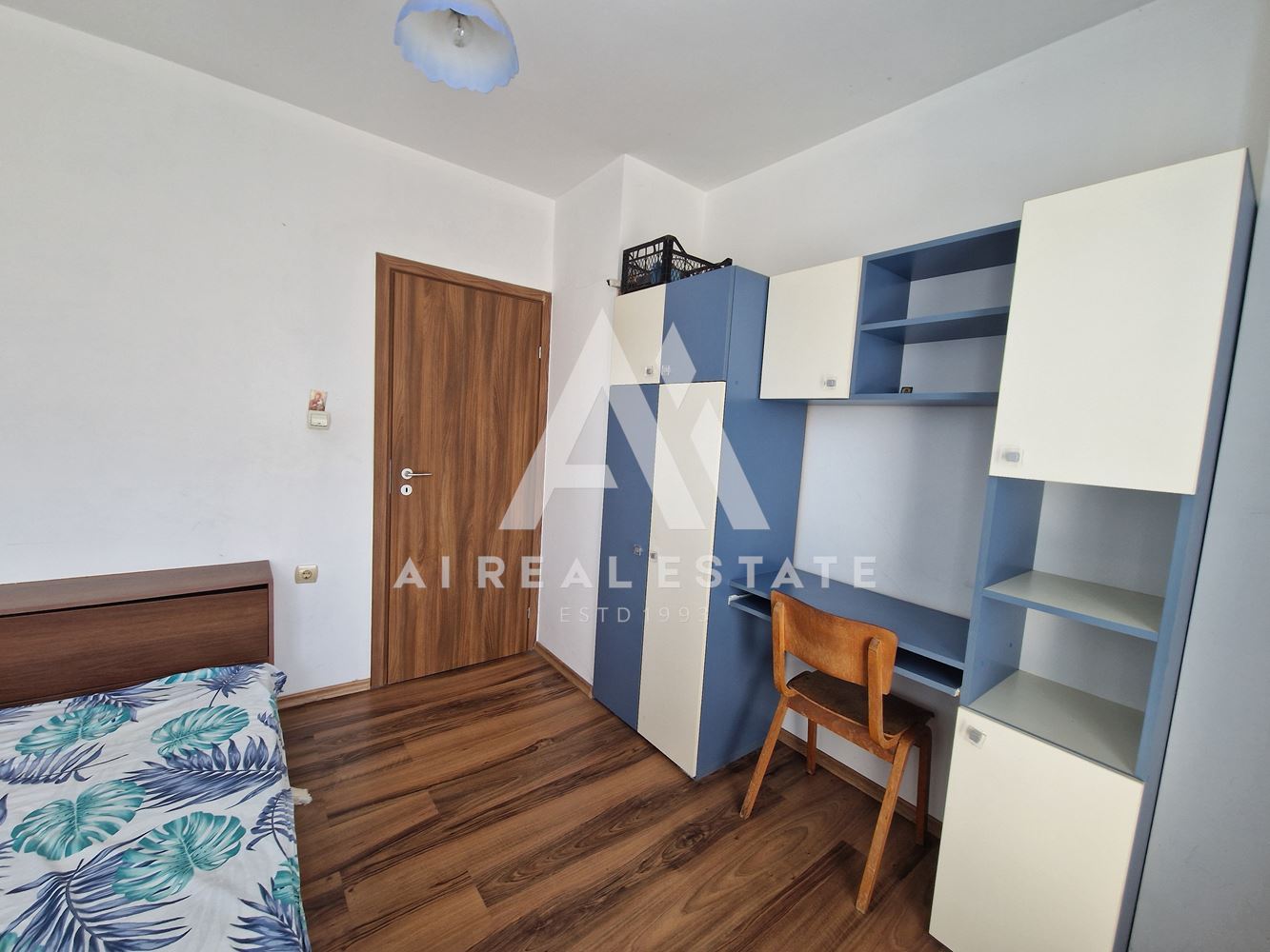 Тристаен обзаведен в ж.к. Мара денечева - 0