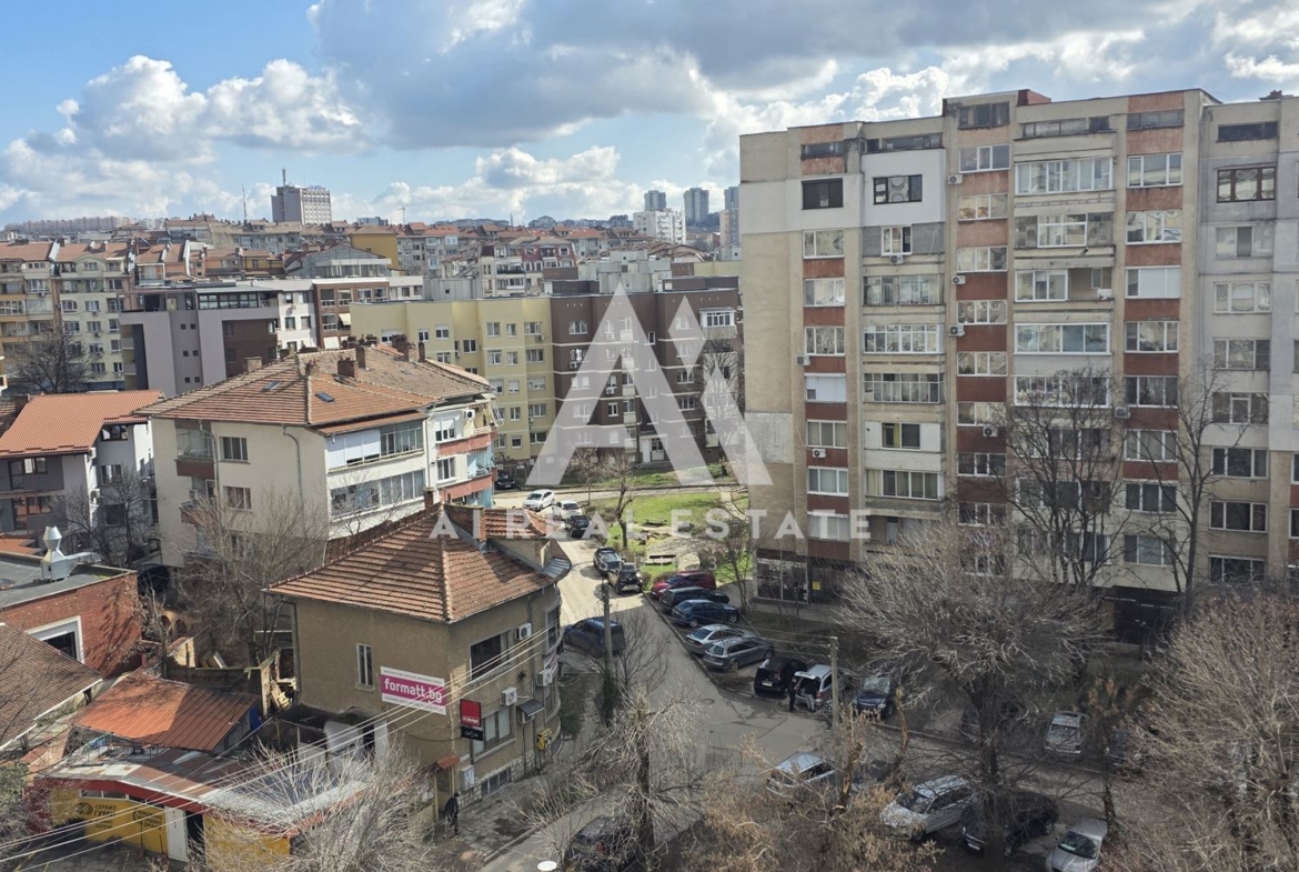 Боксониера - пл.Македония - 0