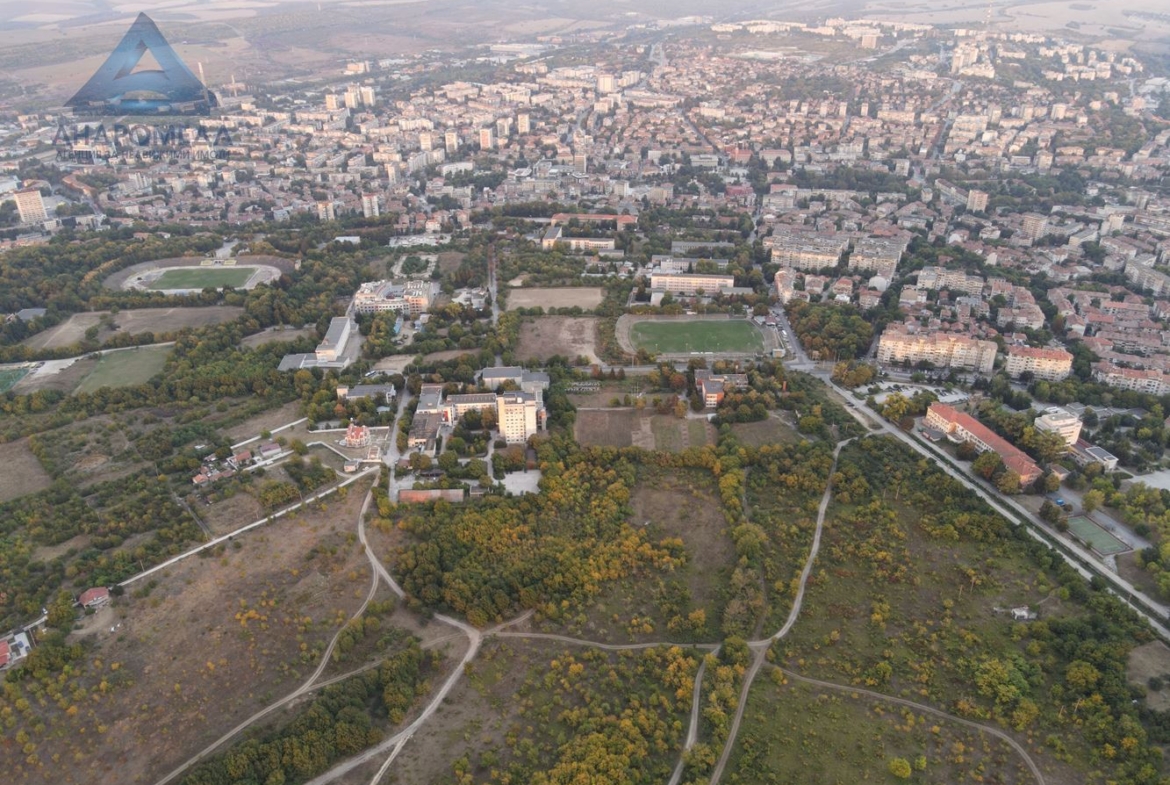 Парцел за еднофамилно строителство без ПУП ! - 0