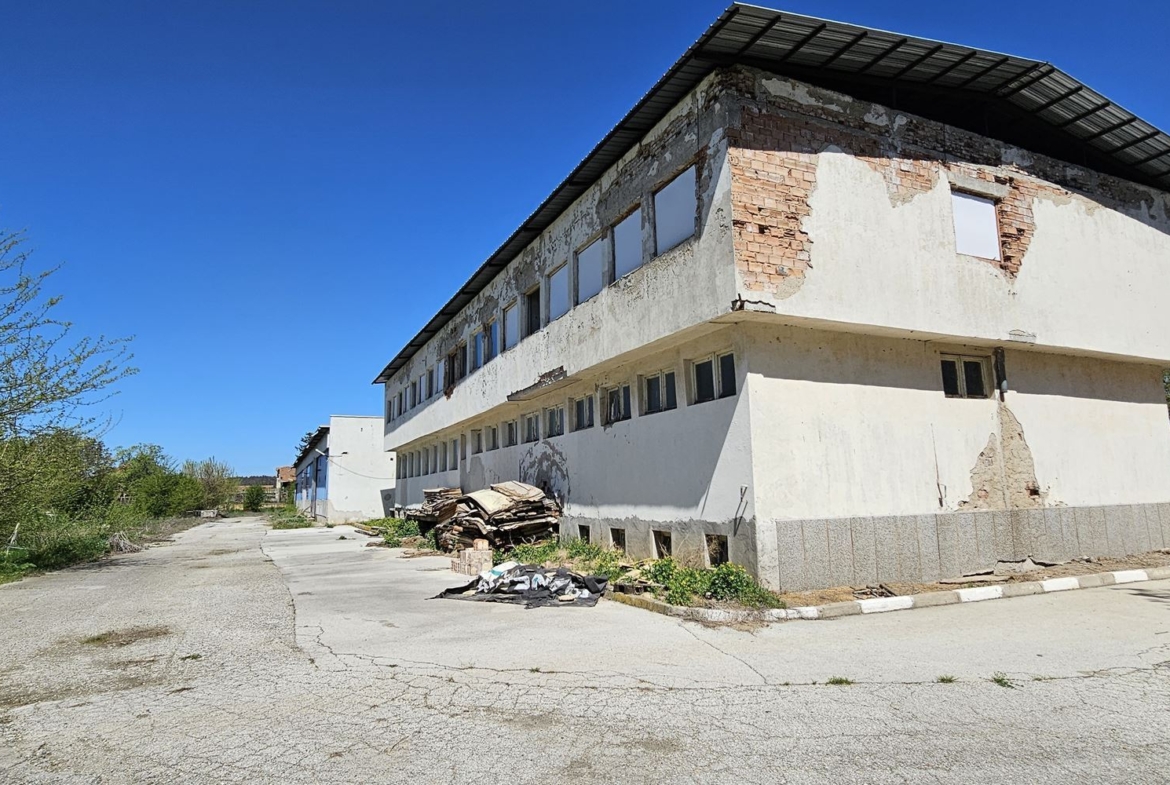 Производствено помещение - складова база, Склад, произв. помещения с.Бръшляница ! - 0