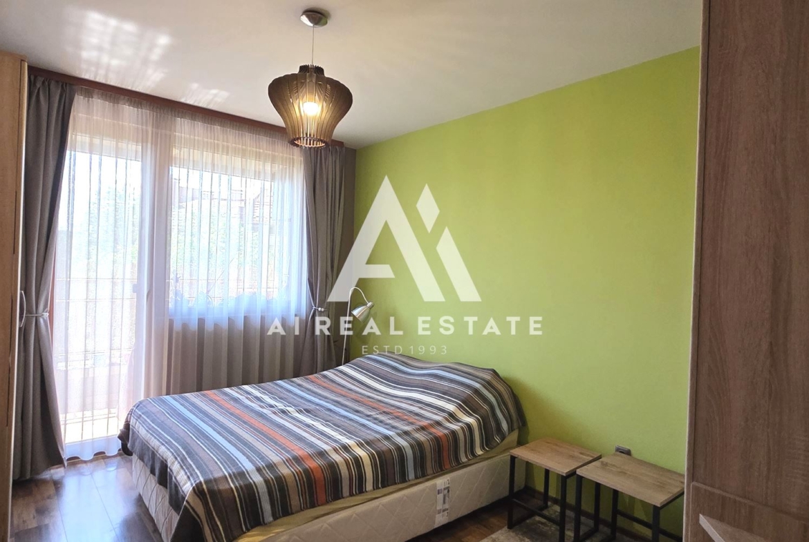 Слънчев двустаен апартамент в ж.к. Лагера – до метростанция „Красно село“ - 0