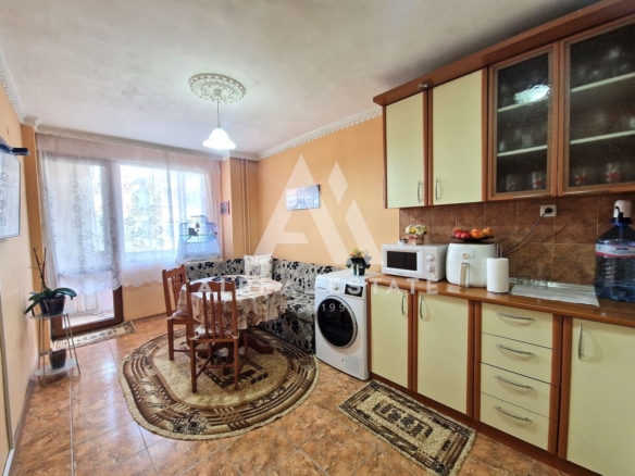 Продава тристаен в гр.Плевен - 0