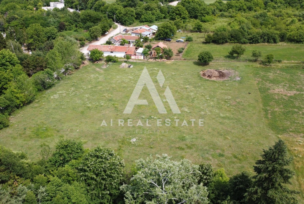 🏡 Парцел в регулация – 9-ти квартал, гр. Плевен - 0