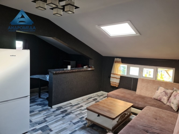 3-стаен Широк център! - 0