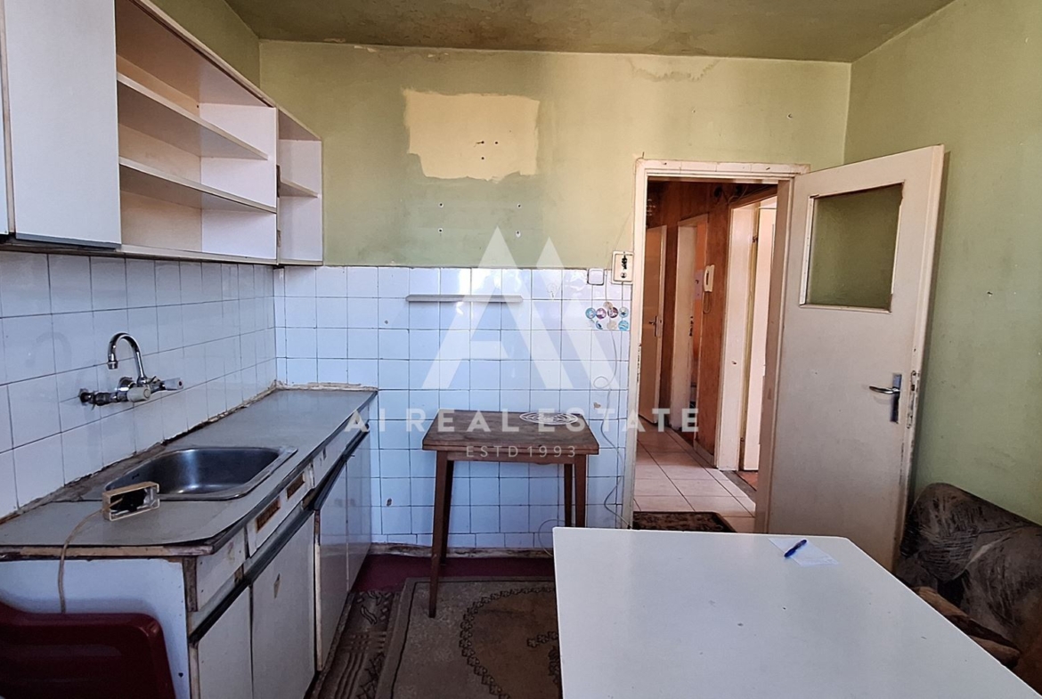 двустаен апартамент - 0