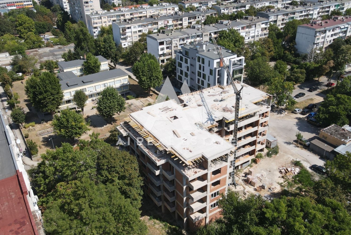 Тристаен в сграда Хармония - ж.к.Сторгозия с акт14! - 0