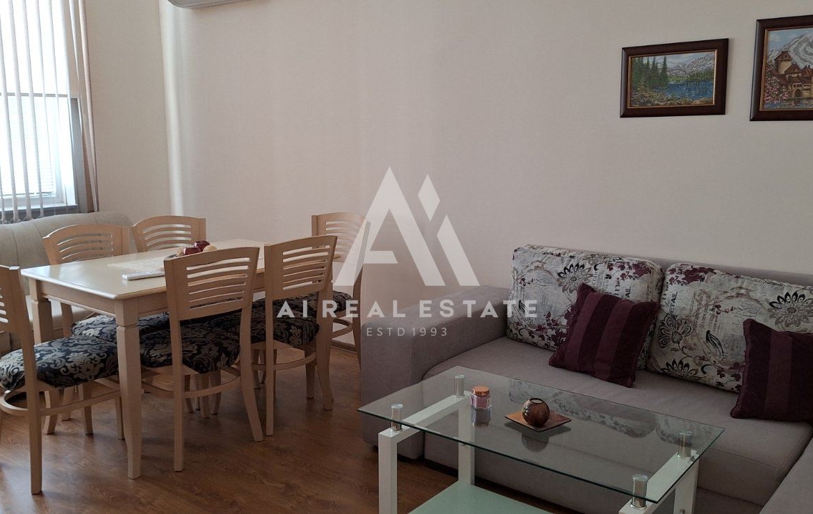 двустаен апартамент - 0