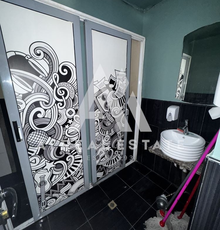 Разработено заведение на два етажа в центъра на гр. Плевен - 0