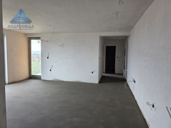 Тристаен апартамент в затворен комплекс – ново строителство, очакван Акт 16 декември 2025 г. - 0