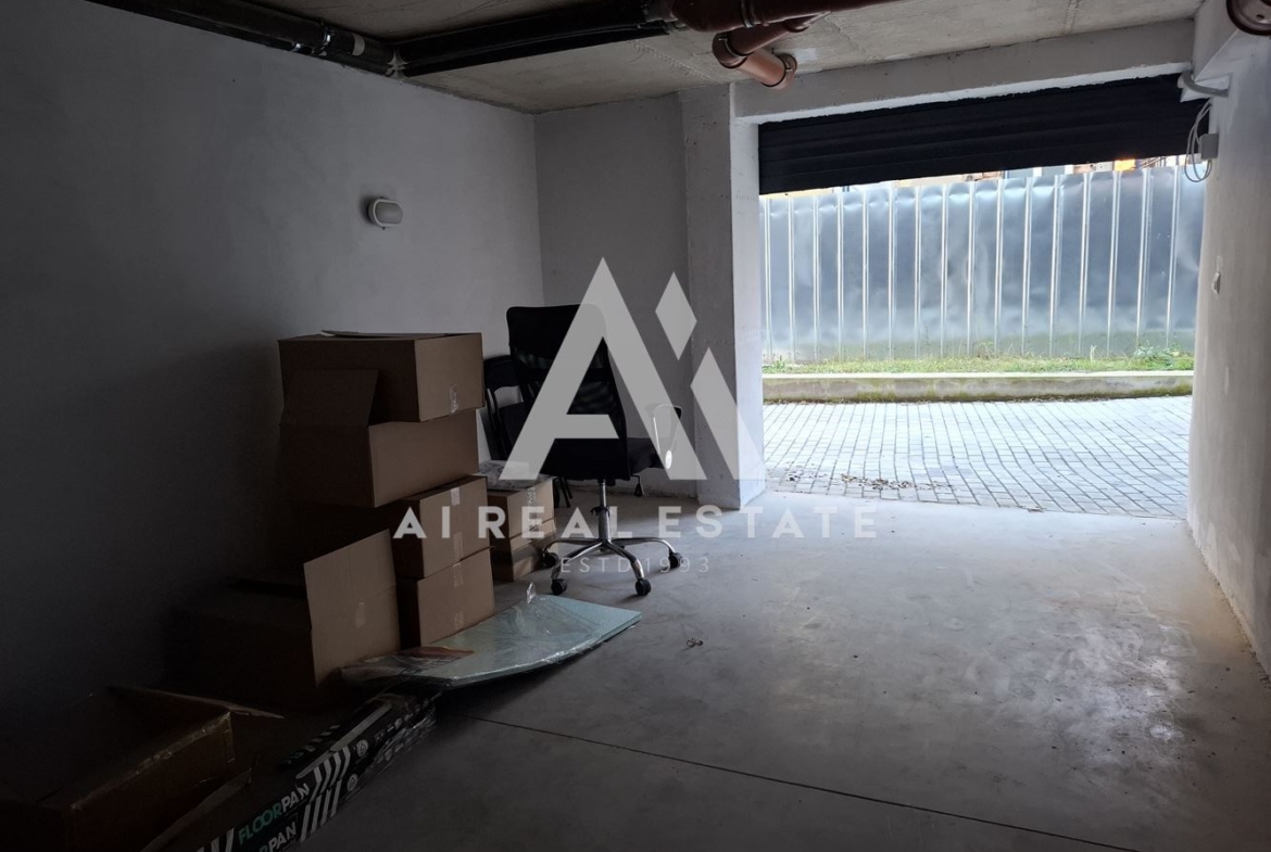 Гараж 20 кв.м. – идеален център, Плевен - 0