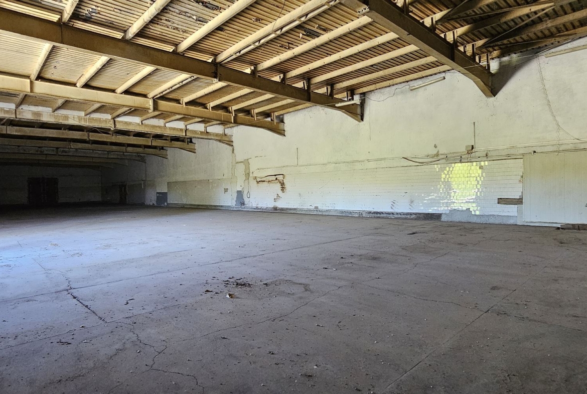 Производствено помещение - складова база, Склад, произв. помещения с.Бръшляница ! - 0