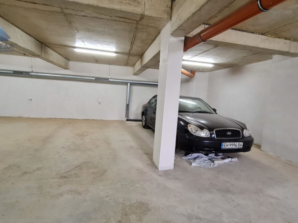 Паркоместа/подземен гараж в сграда ул.Радецки ! - 0