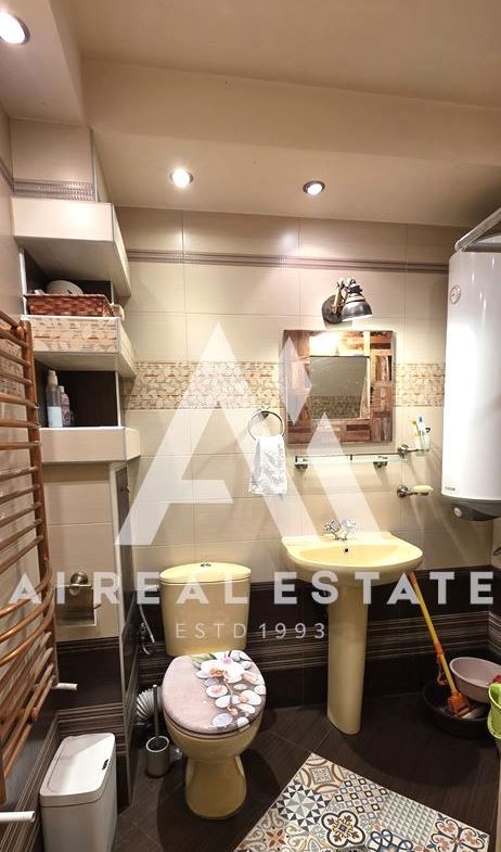 Слънчев двустаен апартамент в ж.к. Лагера – до метростанция „Красно село“ - 0