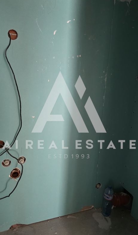 3-стаен Широк център! - 0