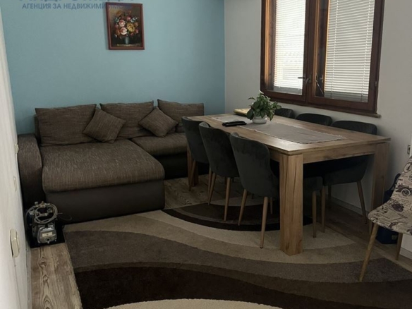 Двустаен апартамент с обзавеждане и оборудване - 0